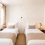 ゲストハウス Casa Antares 2*