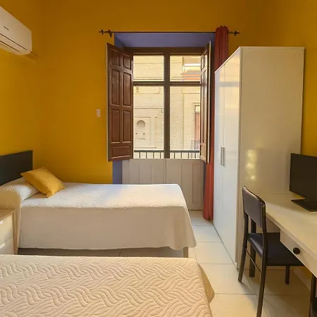 Casa Antares Pensión 2*
