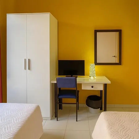 Pensión Casa Antares 2*