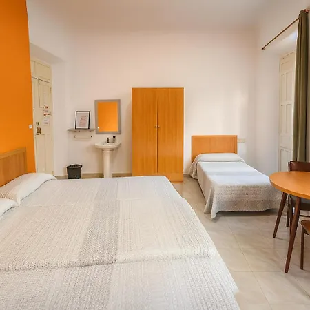 Casa Antares Pensión 2*