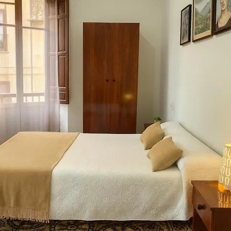 Casa Antares Pensión Granada