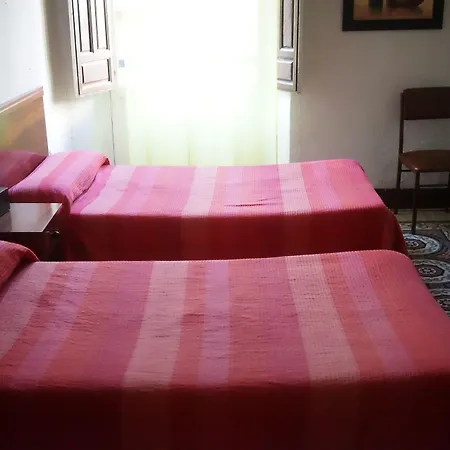 Pensión Casa Antares 2*